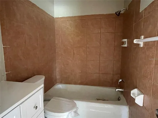 $1,600 | 199 Fulton Street Northeast, Unit 1, Largo, FL 33771