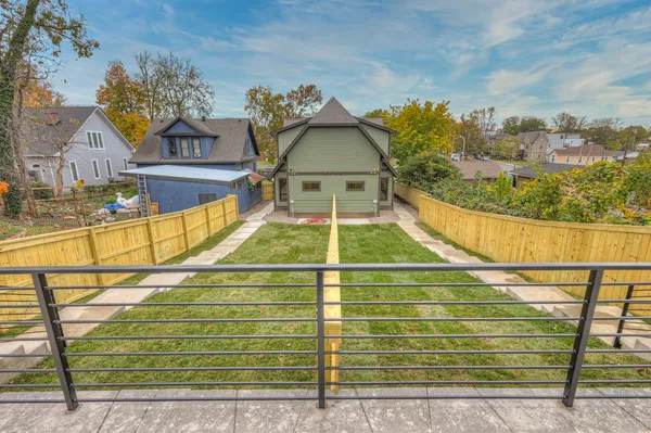 a view of a tennis court