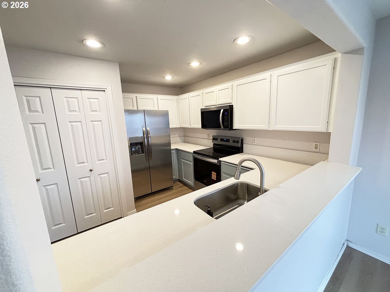 764 North 20th Place Cornelius, OR 97113 - Photo 7 of 20