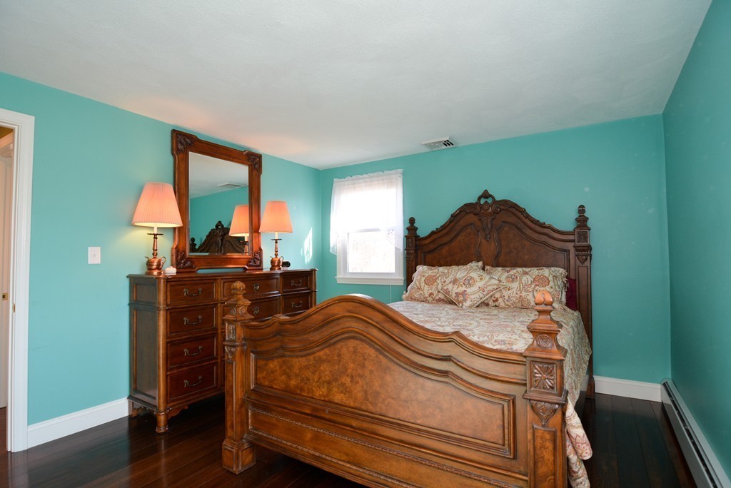 25 Countryside Lane Reading, MA 01867 - Photo 12 of 22 Gallery Image 12