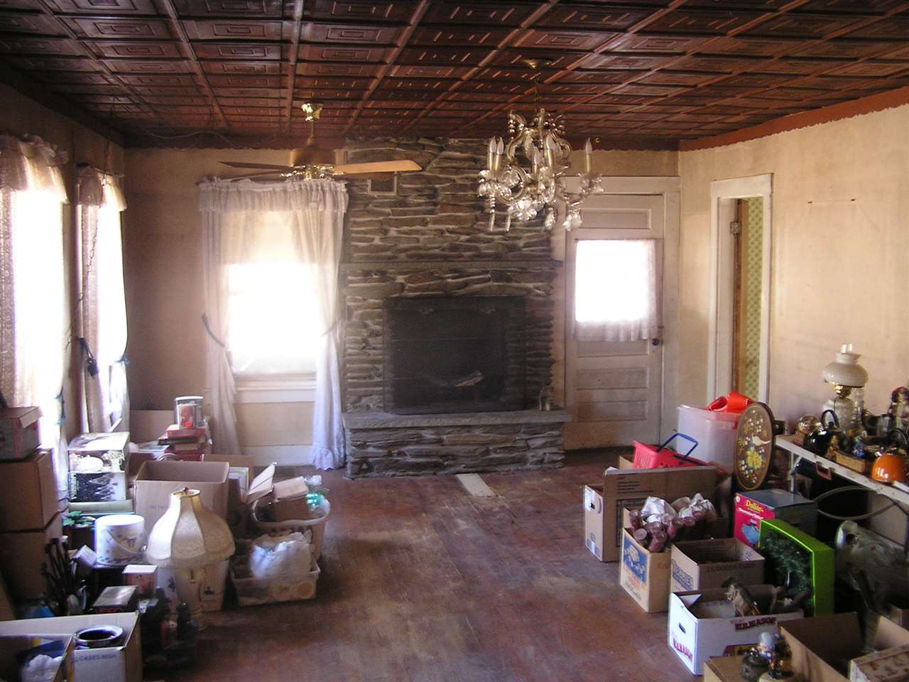 21 Depot Road Epping, NH 03042 - Photo 5 of 9