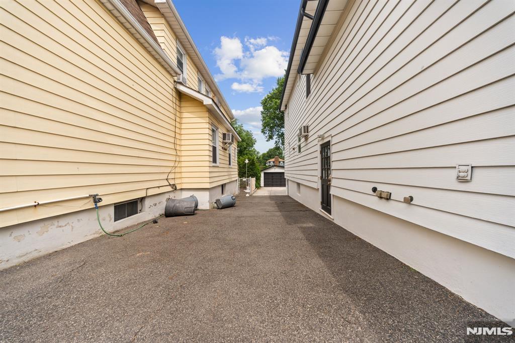 271 Travers Place Lyndhurst, NJ 07071 - Photo 46 of 50