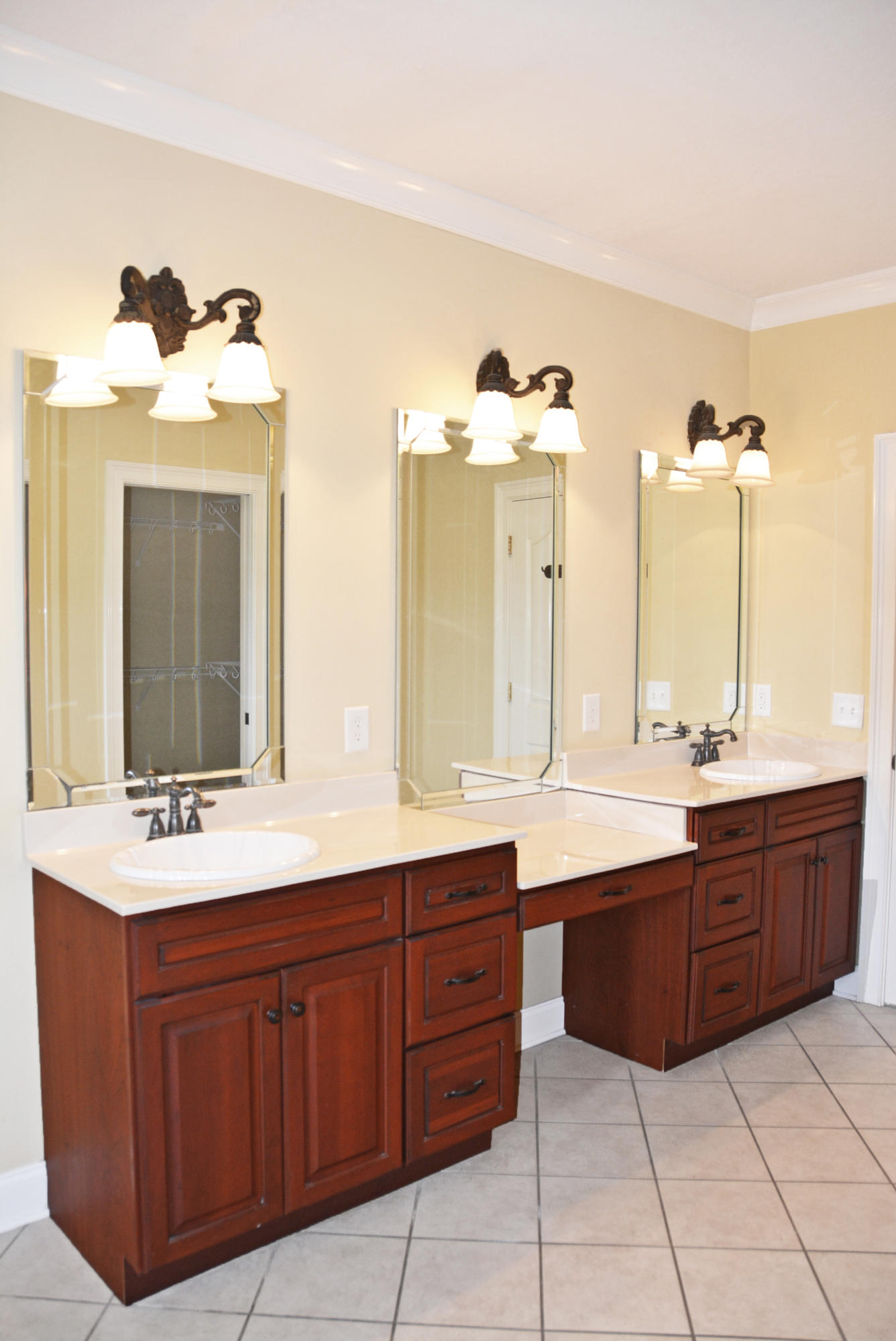 141 Old Eureka Road Northwest Charleston, TN 37310 - Photo 17 of 33 Master Bath