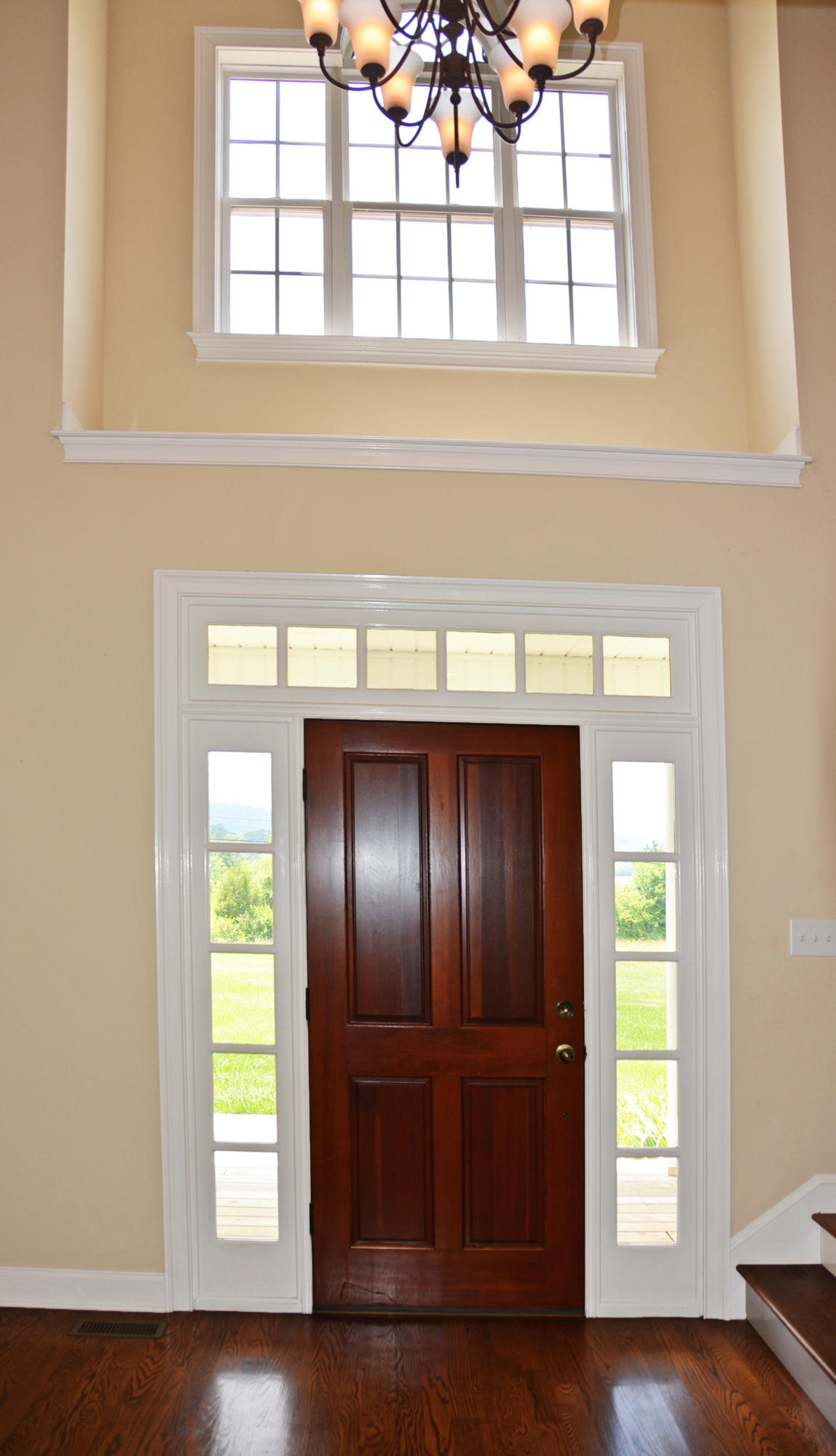 141 Old Eureka Road Northwest Charleston, TN 37310 - Photo 5 of 33 Foyer