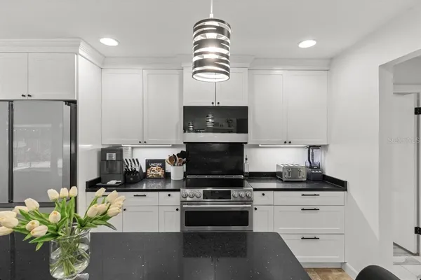 $3,799,000 | 765 Siesta Key Circle, Sarasota, FL 34242