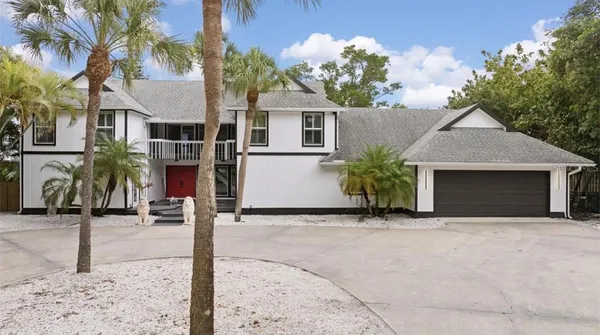 $3,799,000 | 765 Siesta Key Circle, Sarasota, FL 34242
