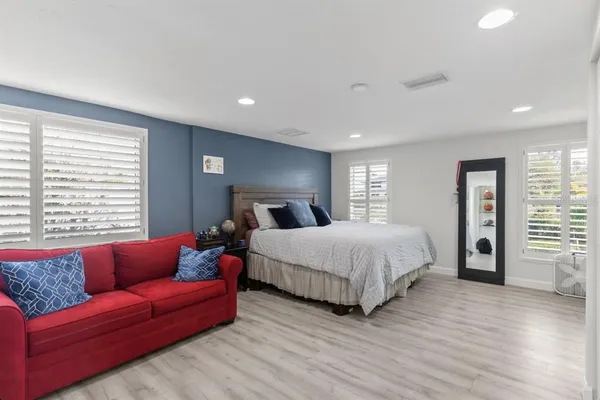 $3,799,000 | 765 Siesta Key Circle, Sarasota, FL 34242