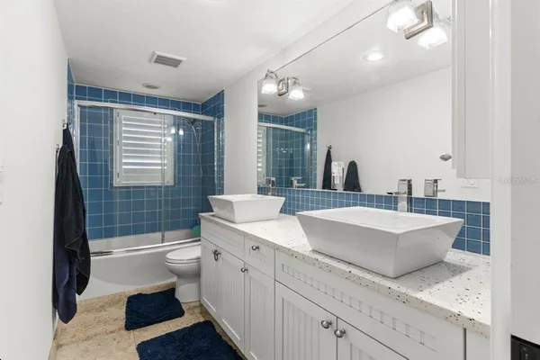 $3,799,000 | 765 Siesta Key Circle, Sarasota, FL 34242