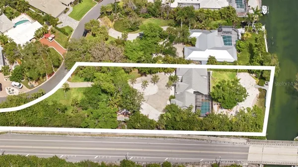 $3,799,000 | 765 Siesta Key Circle, Sarasota, FL 34242