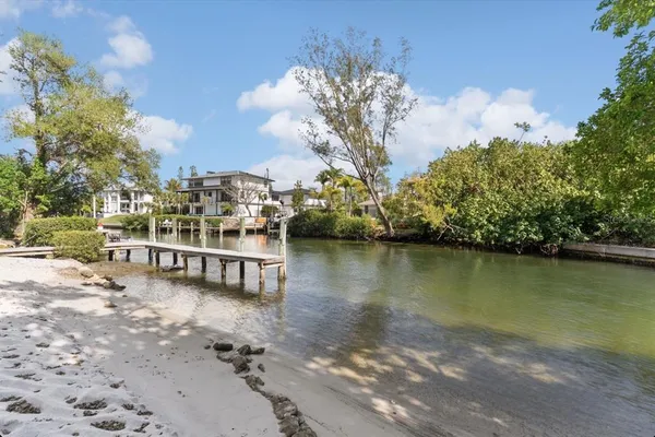 $3,799,000 | 765 Siesta Key Circle, Sarasota, FL 34242