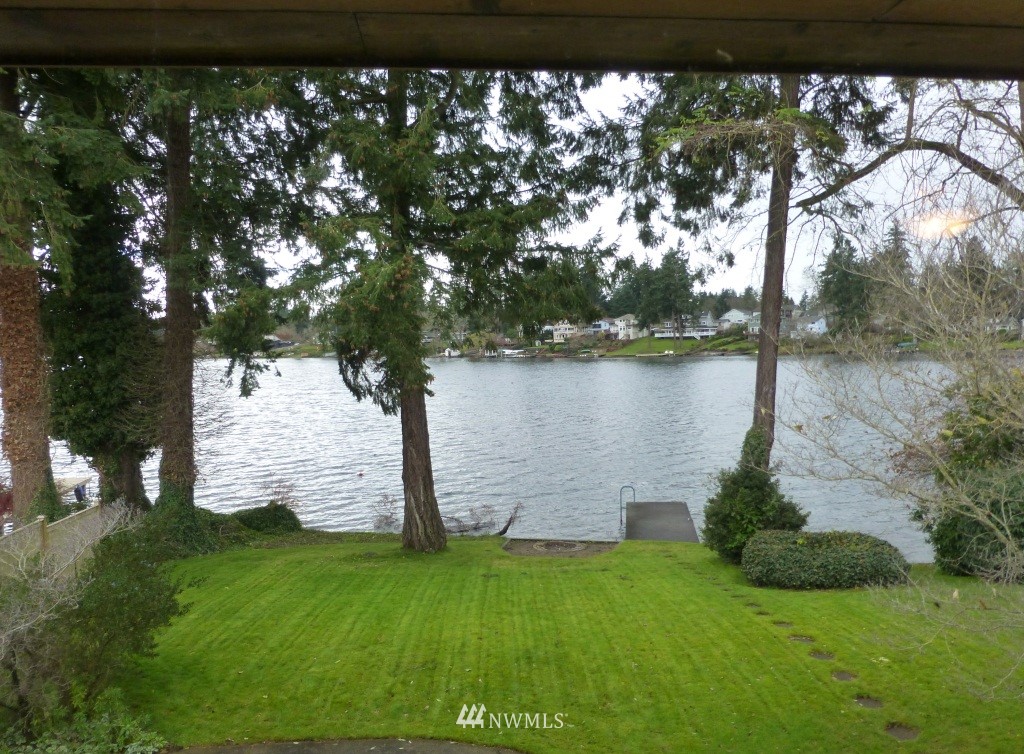 9012 Lake Steilacoom Point Road Southwest Lakewood, WA 98498 - Photo 2 of 15 Gallery Image 2