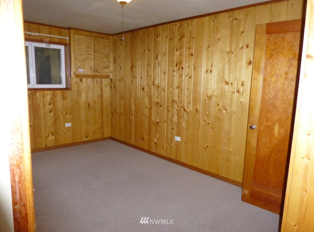 9012 Lake Steilacoom Point Road Southwest Lakewood, WA 98498 - Photo 11 of 15 Gallery Image 11