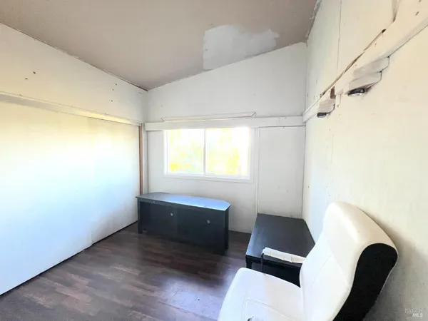 $300,000 | 8800 Feliz Creek Drive, Ukiah, CA 95482