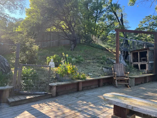 $300,000 | 8800 Feliz Creek Drive, Ukiah, CA 95482