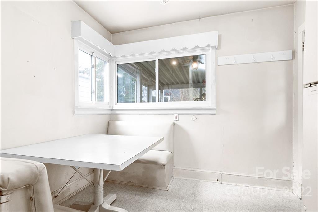 131 Wendover Road Asheville, NC 28806 - Photo 15 of 28 Gallery Image 15