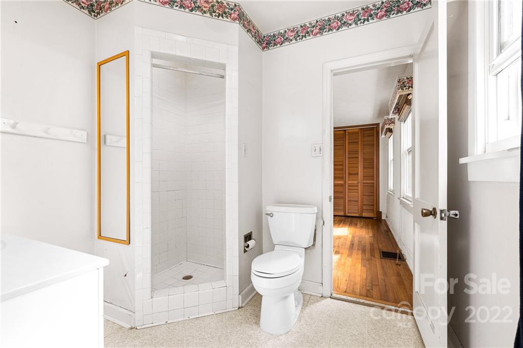 131 Wendover Road Asheville, NC 28806 - Photo 22 of 28 Gallery Image 22