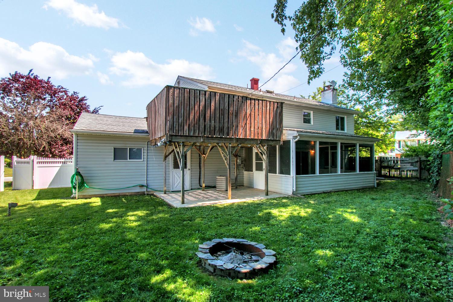 505 Blackstone Road Newark, DE 19713 - Photo 20 of 21 Alternate yard view.