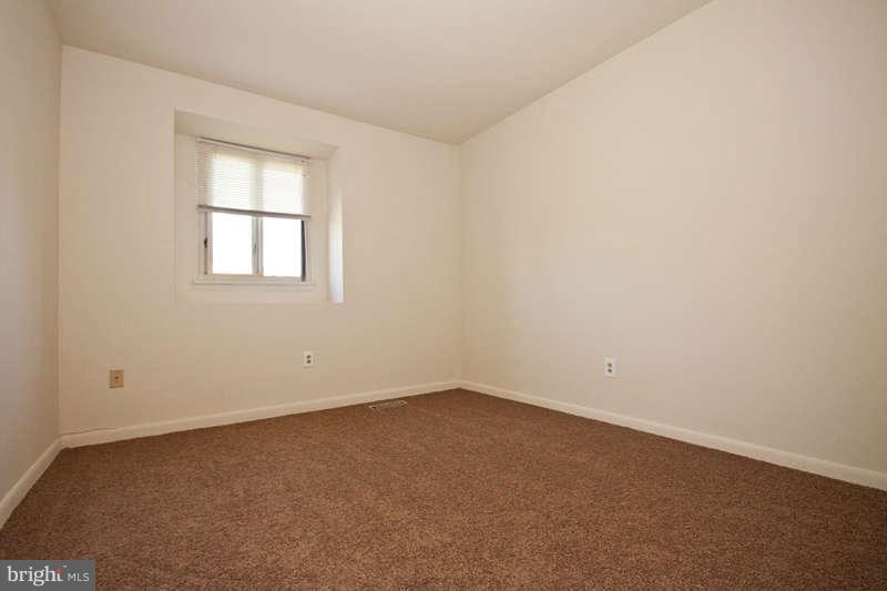 8 King Henry Circle Rosedale, MD 21237 - Photo 14 of 22 Bedroom