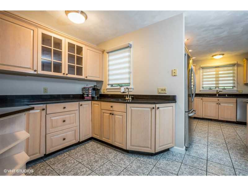 4 Seacrest Drive Westerly, RI 02891 - Photo 4 of 15 Kitchen.