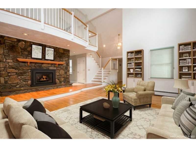 4 Seacrest Drive Westerly, RI 02891 - Photo 6 of 15 Living Room.