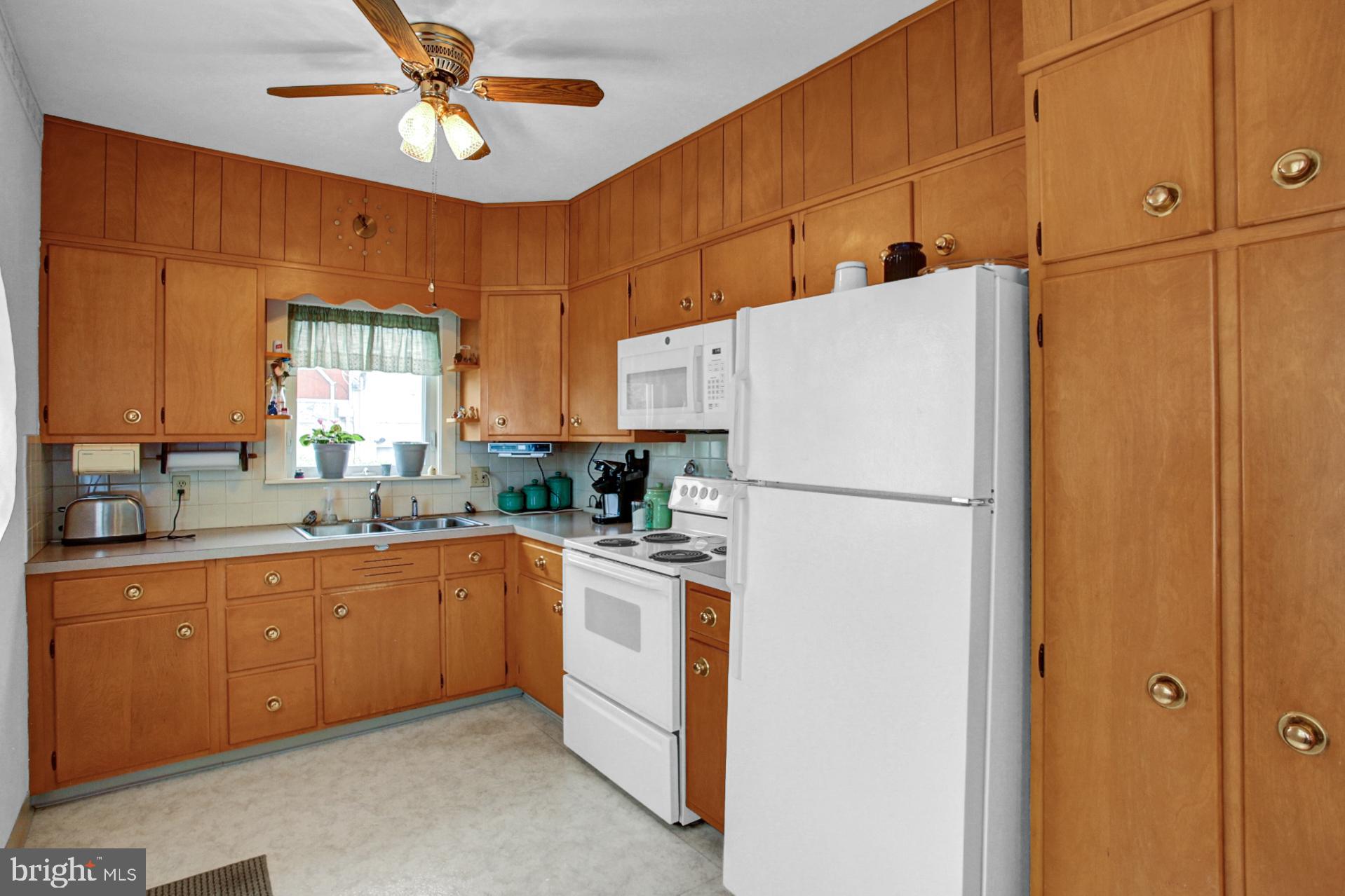 1349 Fern Avenue Reading, PA 19607 - Photo 14 of 22 Gallery Image 14