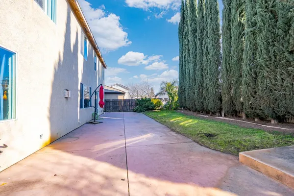 $455,000 | 1558 Clear Water Court, Linda, CA 95901