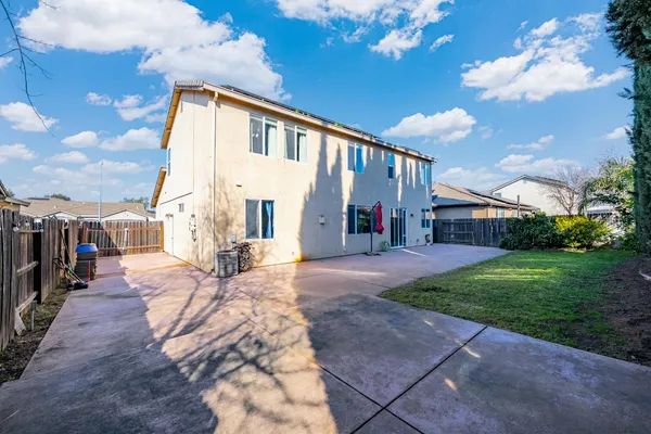 $455,000 | 1558 Clear Water Court, Linda, CA 95901