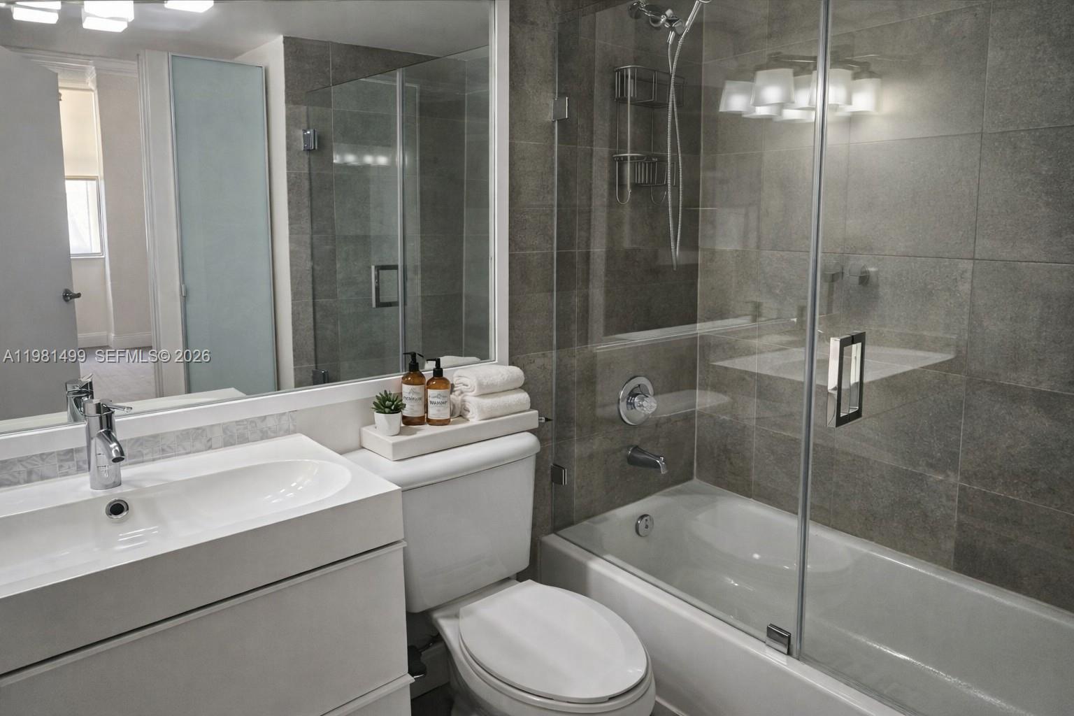 126 Southwest 17th Road, Unit 407 Miami, FL 33129 - Photo 4 of 8