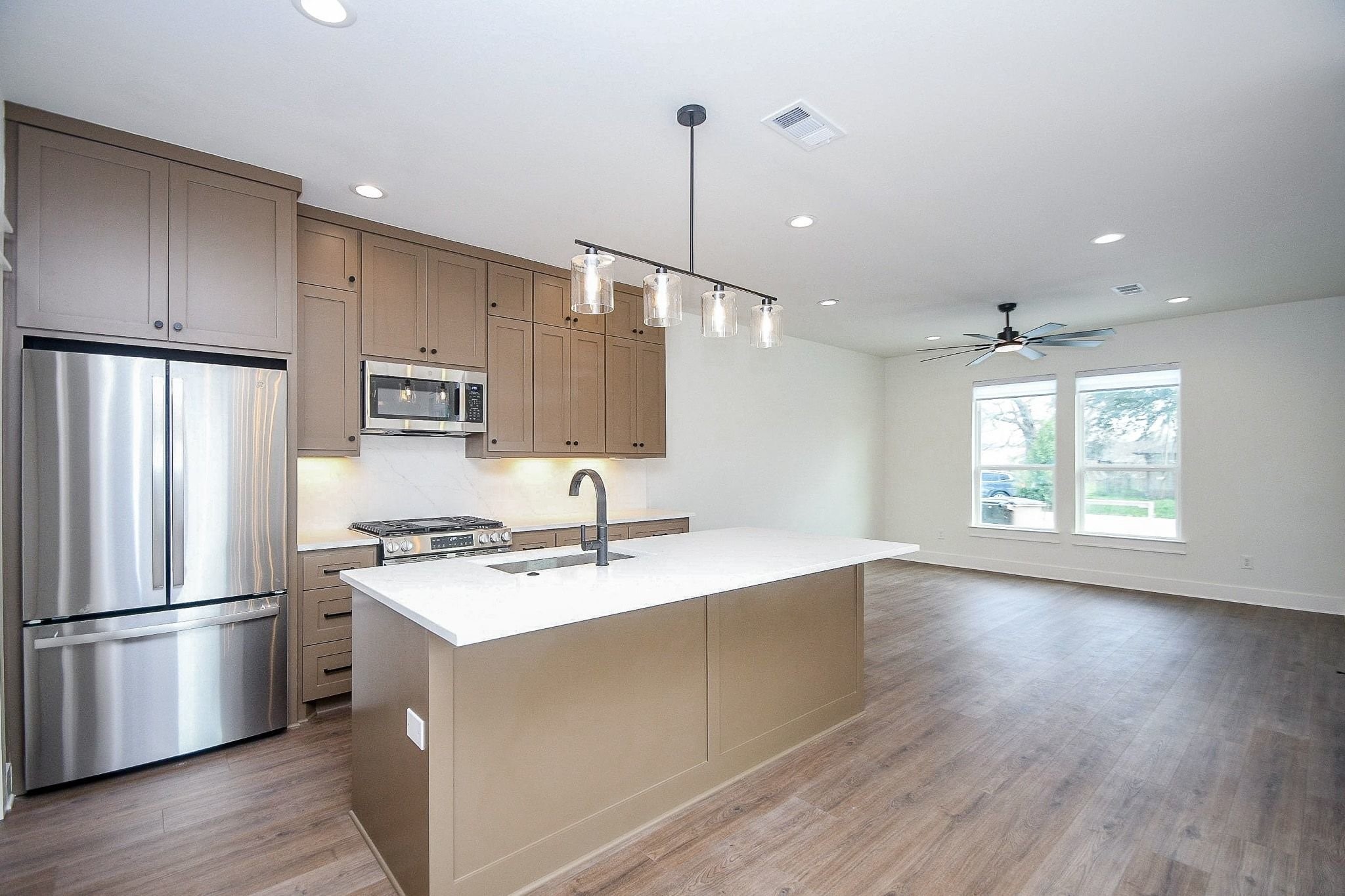 4101 Victoria, Unit A Dickinson, TX 77539 - Photo 11 of 29
