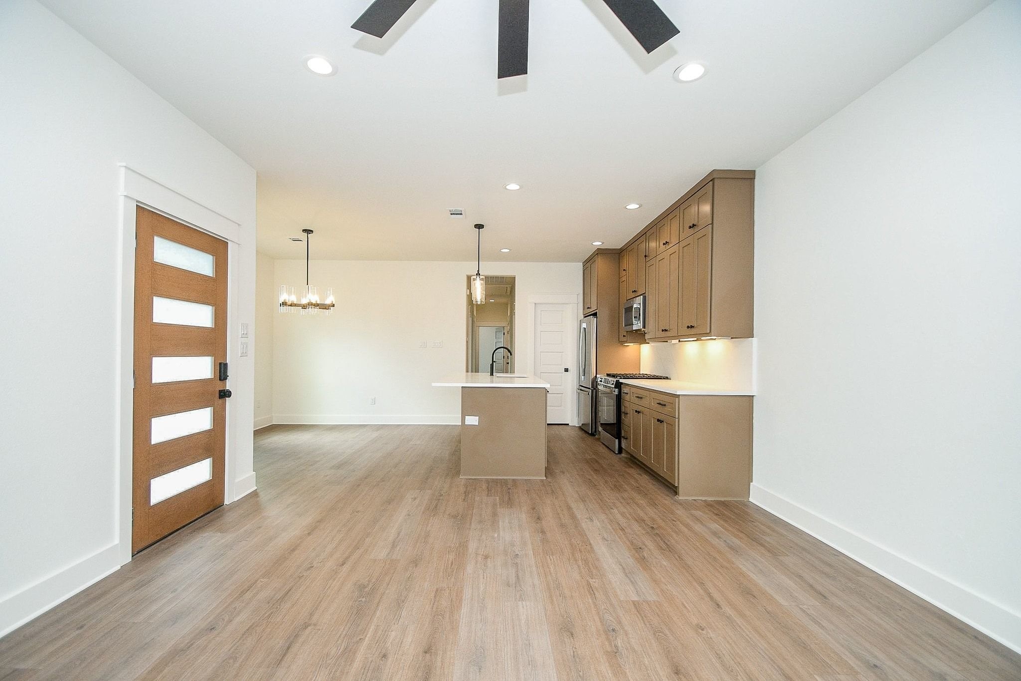 4101 Victoria, Unit A Dickinson, TX 77539 - Photo 7 of 29
