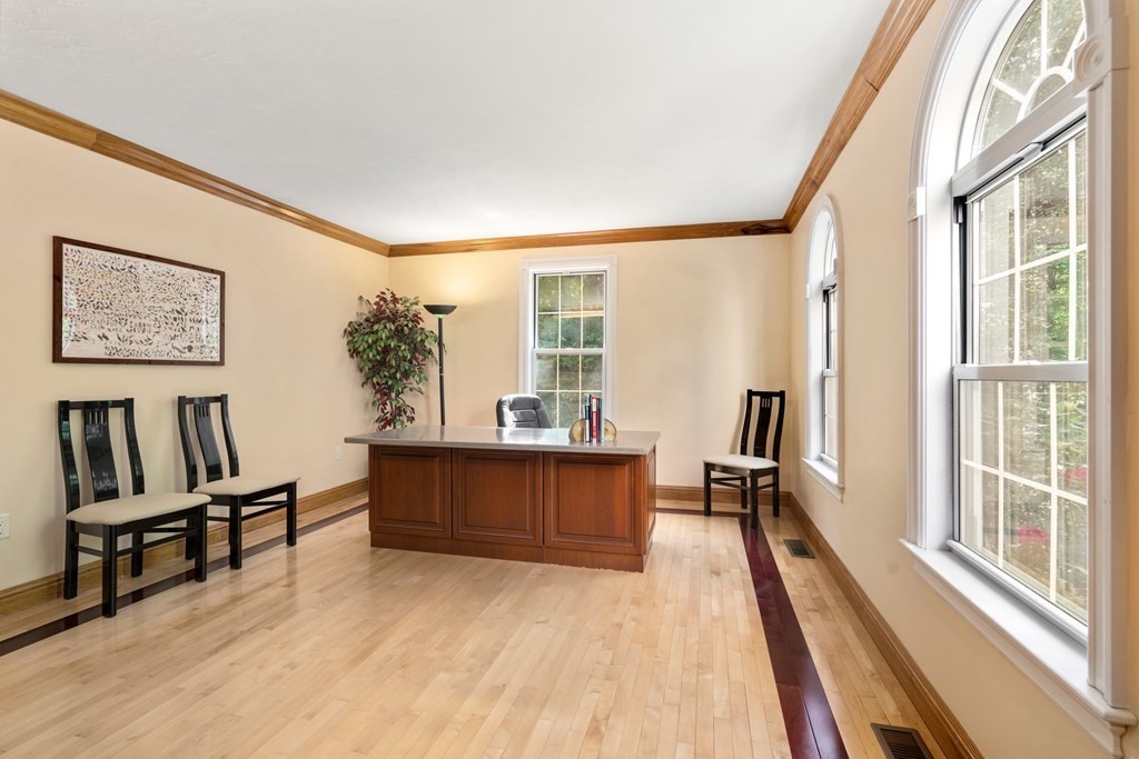 789 Boston Post Road Sudbury, MA 01776 - Photo 18 of 36 Gallery Image 18