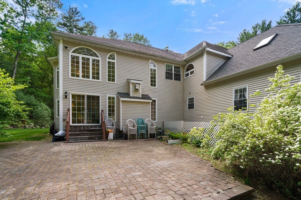 789 Boston Post Road Sudbury, MA 01776 - Photo 35 of 36 Gallery Image 35
