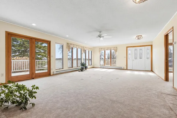 $650,000 | 2424 County Road 101, Hendricks, MN 56136