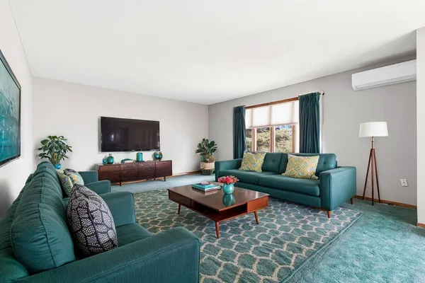 $650,000 | 2424 County Road 101, Hendricks, MN 56136