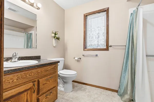 $650,000 | 2424 County Road 101, Hendricks, MN 56136