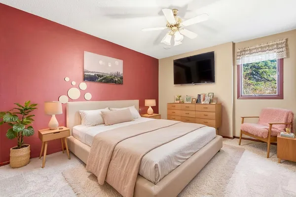 $650,000 | 2424 County Road 101, Hendricks, MN 56136