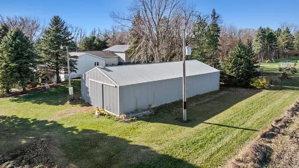 $650,000 | 2424 County Road 101, Hendricks, MN 56136