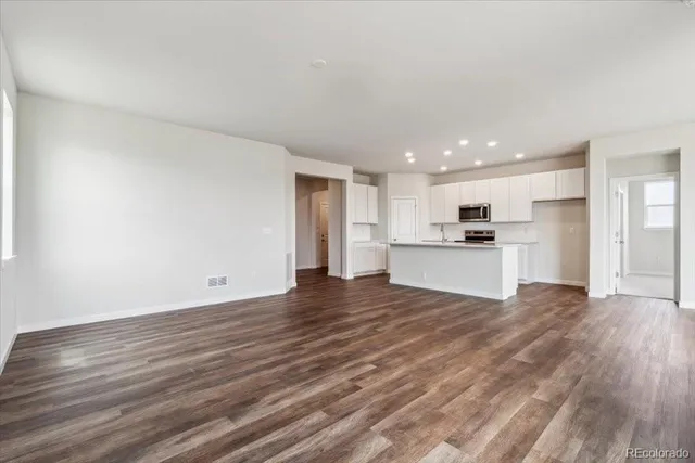 $580,595 | 5806 Farmstead Place, Mead, CO 80504