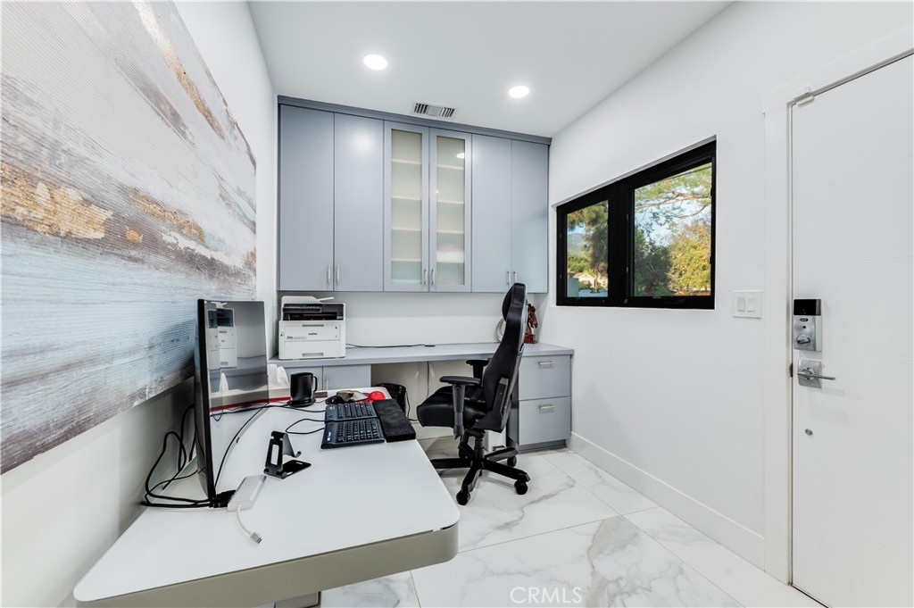 3890 Shadow Grove Road Pasadena, CA 91107 - Photo 23 of 63