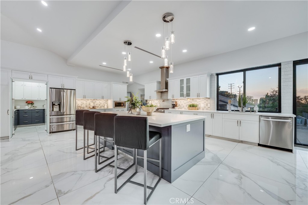 3890 Shadow Grove Road Pasadena, CA 91107 - Photo 47 of 63 a kitchen with a sink and counter top space