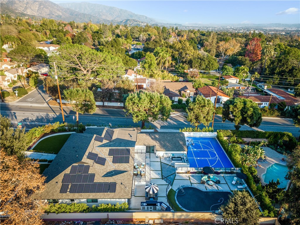3890 Shadow Grove Road Pasadena, CA 91107 - Photo 59 of 63 a view of multiple houses with yard
