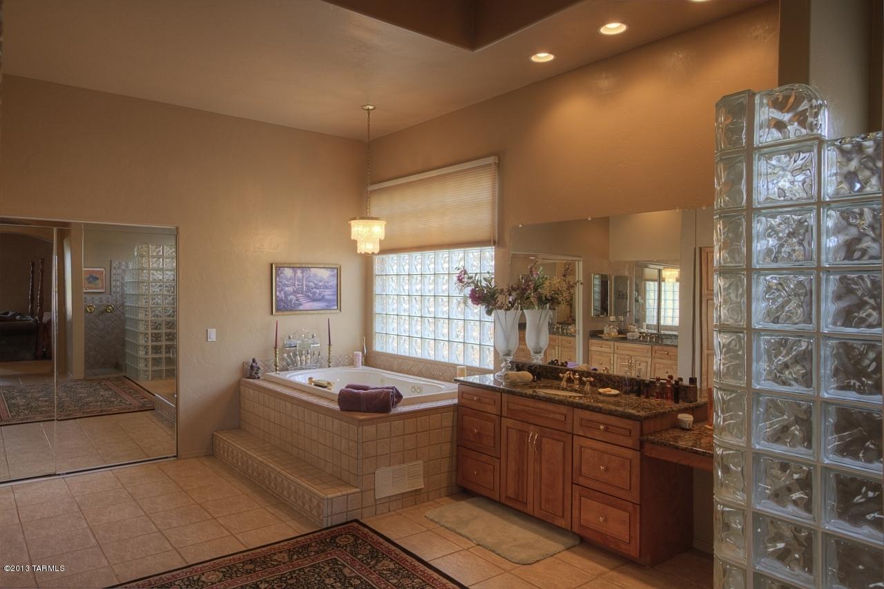 1815 West Hunter Road Tucson, AZ 85755 - Photo 19 of 38 Gallery Image 19