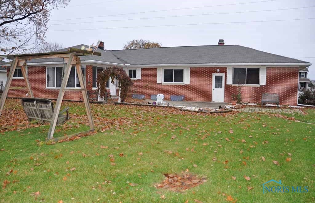 809 East Cole Road Fremont, OH 43420 - Photo 4 of 26 Gallery Image 4
