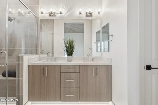 $1,085,035 | 1 Easy Street, Unit 5, Carefree, AZ 85377