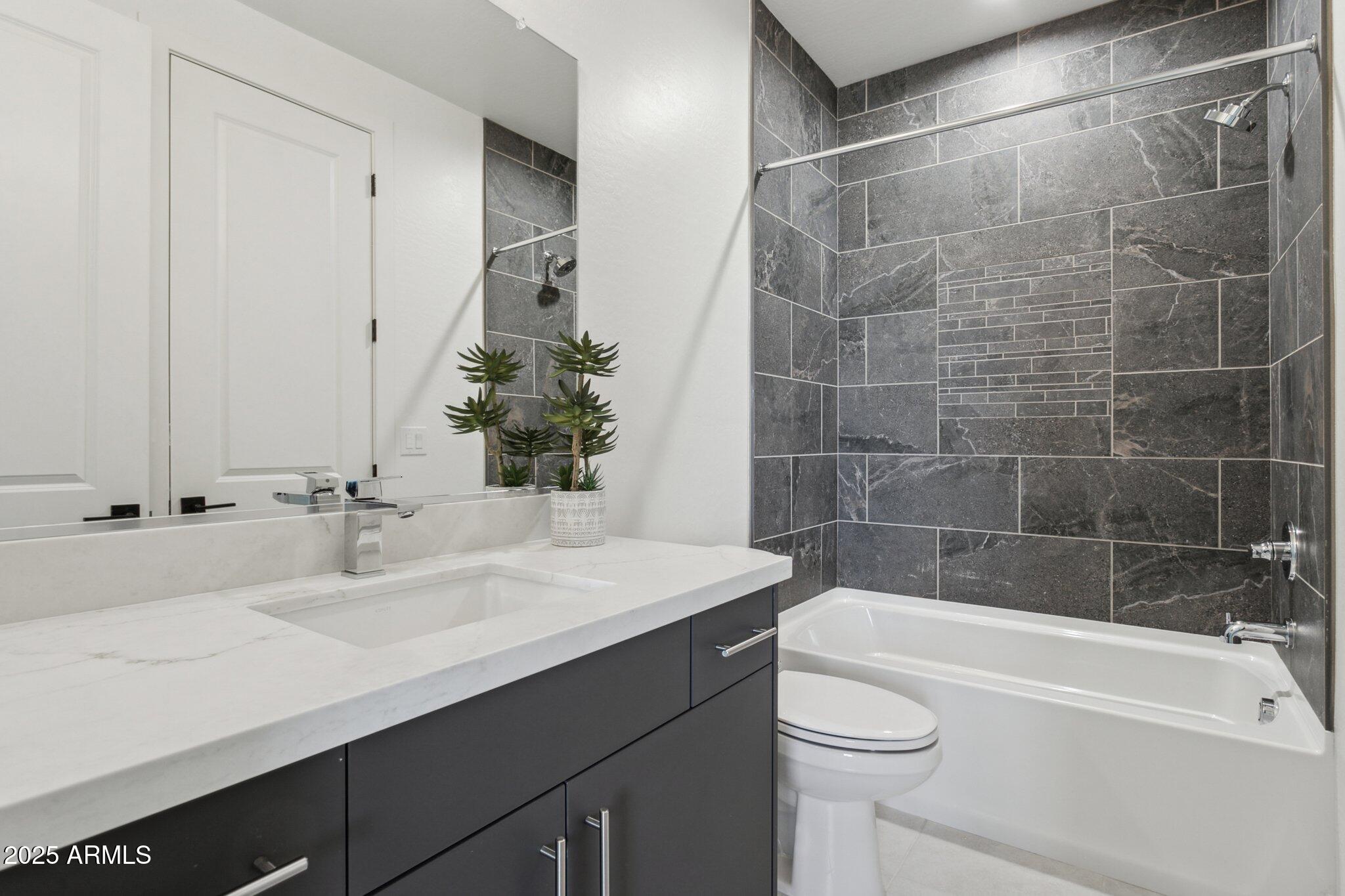 1 Easy Street, Unit 5 Carefree, AZ 85377 - Photo 30 of 49 Plan 3 - 3rd Bathroom