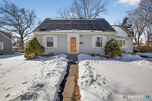 $360,000 | 12 Pond Road, Hamden, CT 06514