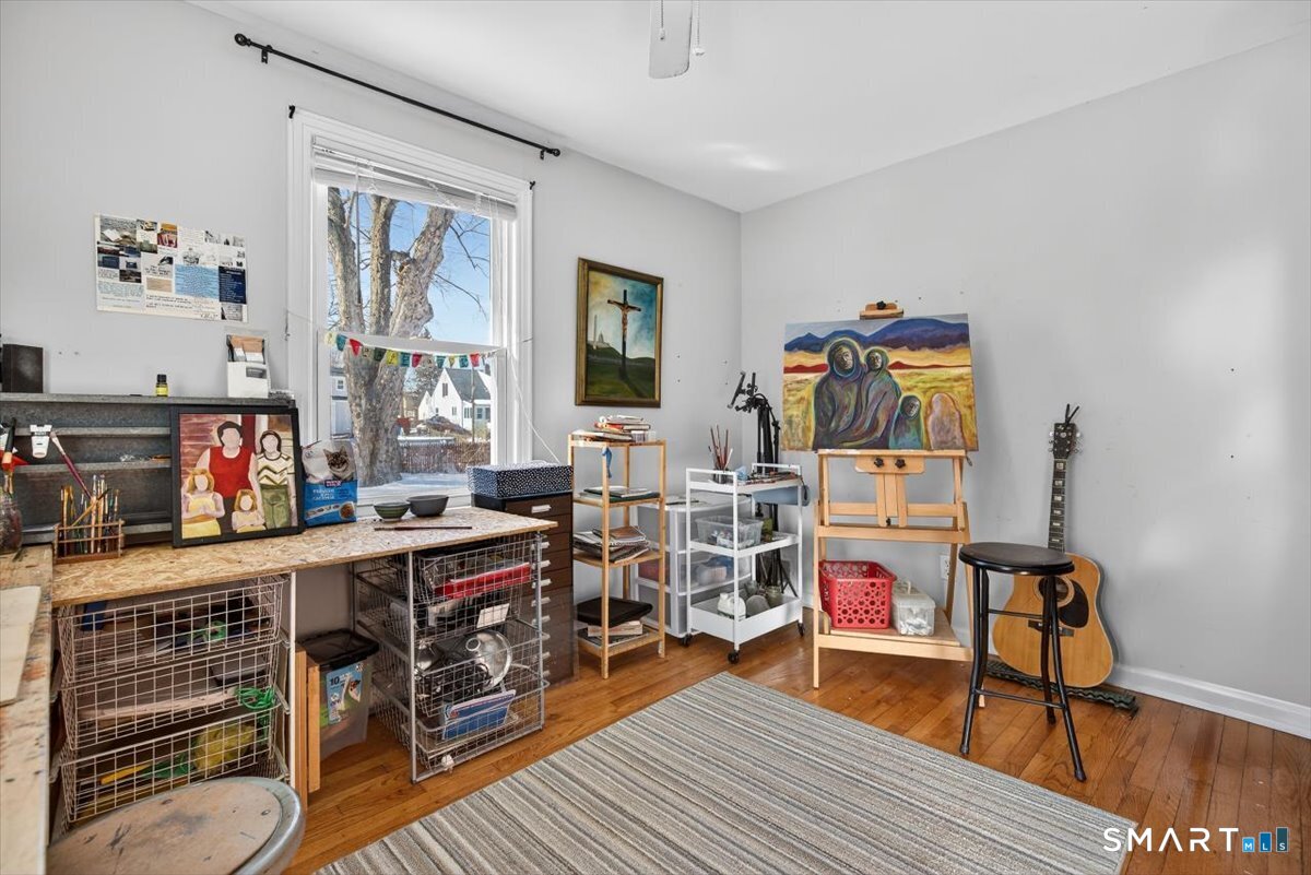 12 Pond Road Hamden, CT 06514 - Photo 26 of 35