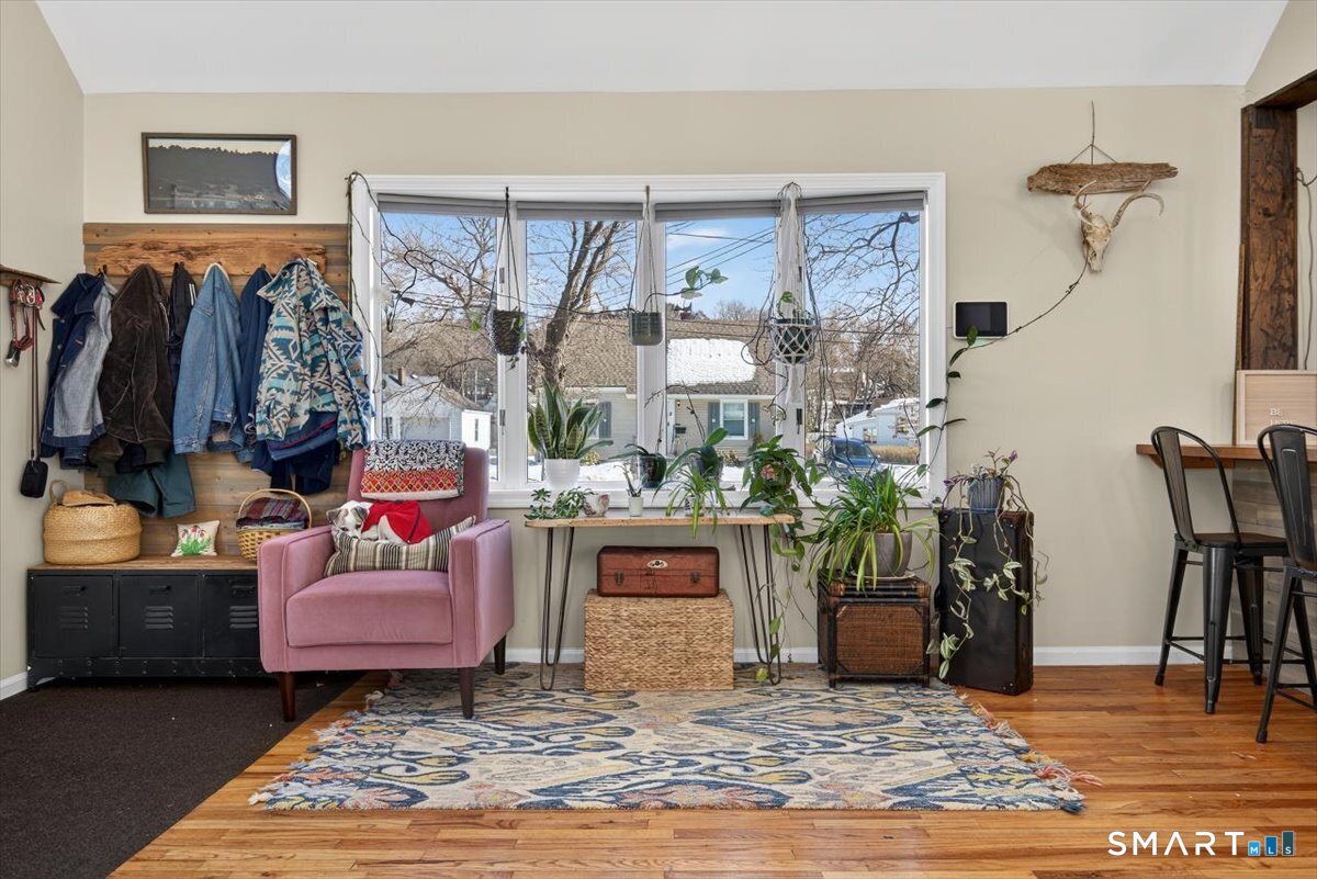 12 Pond Road Hamden, CT 06514 - Photo 9 of 35