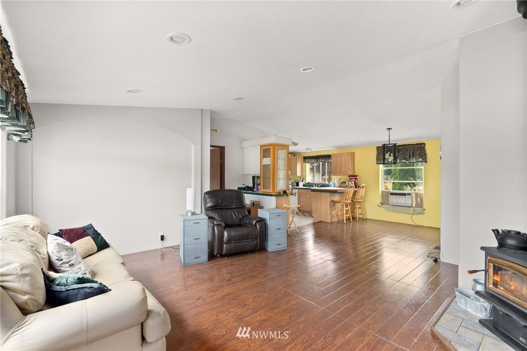 147 Mosley Road, Unit 42 Chehalis, WA 98532 - Photo 7 of 33