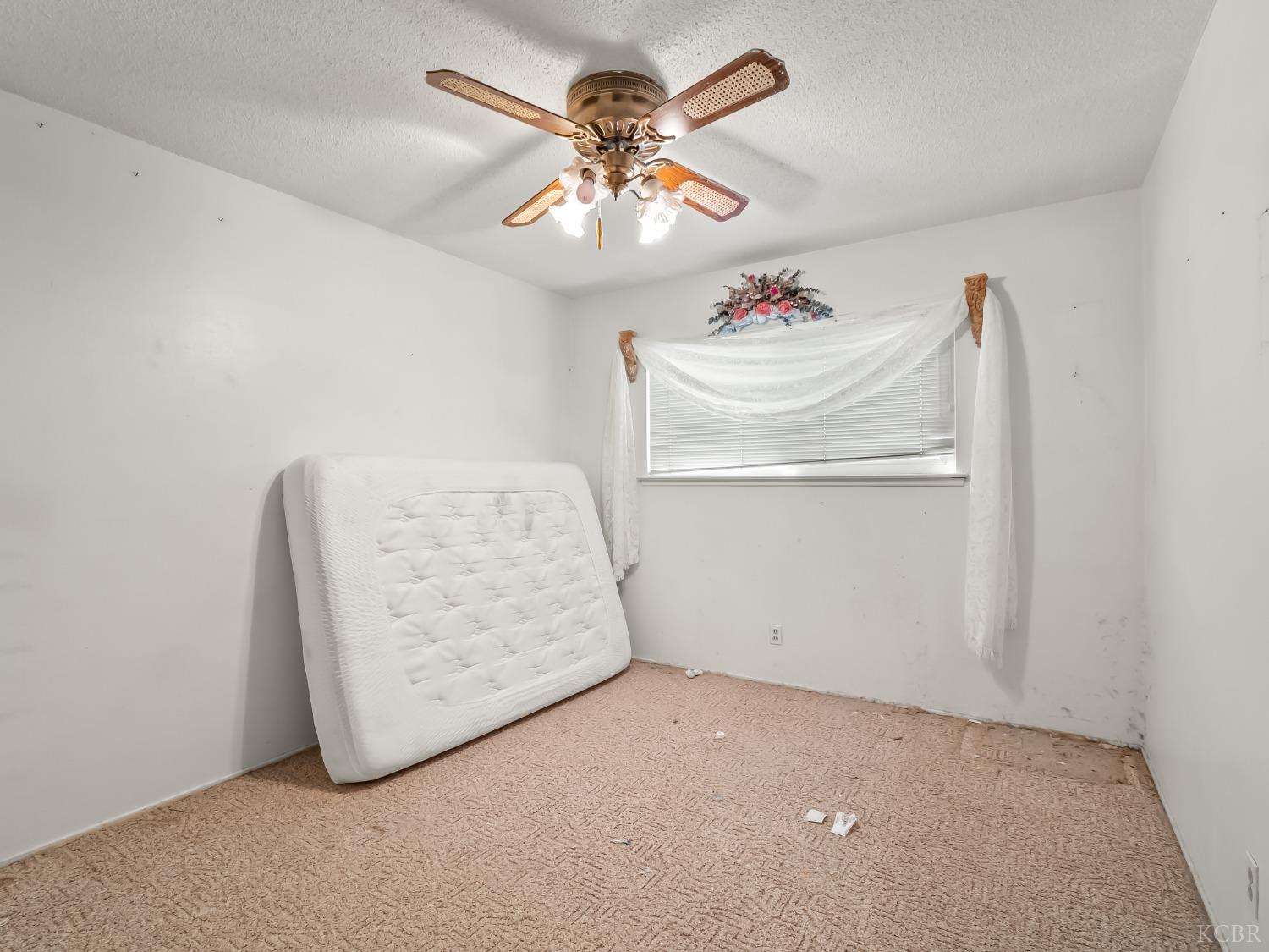 451 West Spring Lane Lemoore, CA 93245 - Photo 17 of 27 Gallery Image 17